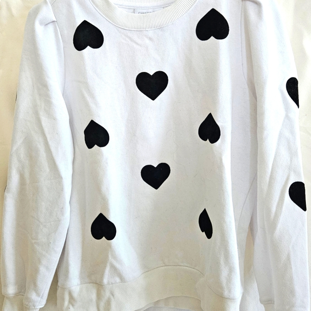 Womens White Heart Pattern Sweatshirt Small